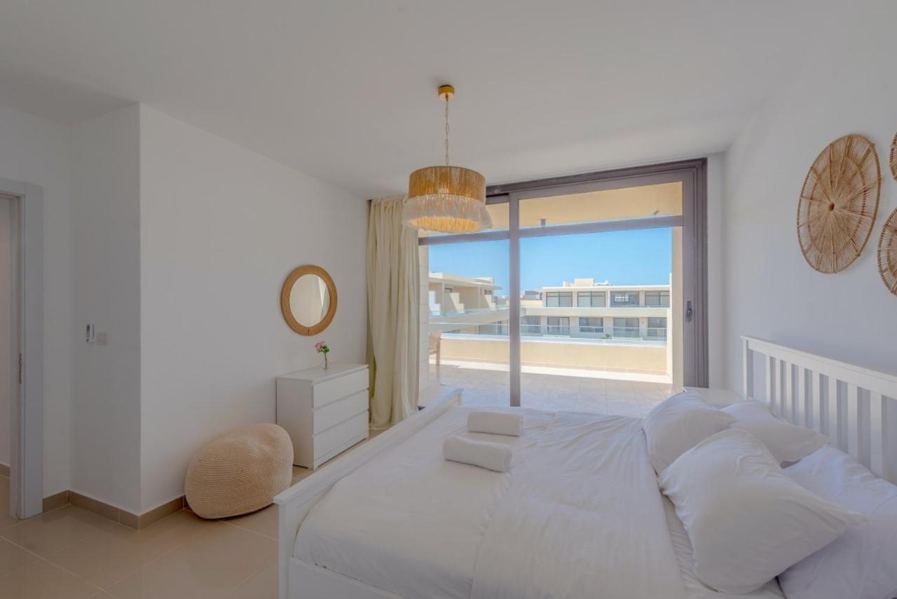 شقة Modern 2-bedroom Penthouse G-cribs Pool View *