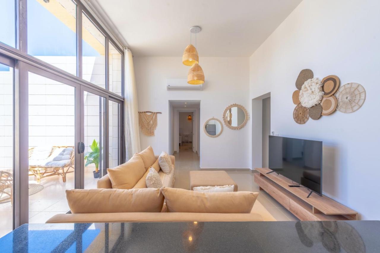 شقة Modern 2-bedroom Penthouse G-cribs Pool View *